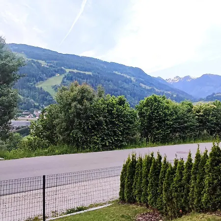 Mit Atemberaubendem Blick Auf Planai Und Inklusive Parkplatz 公寓 斯拉德明